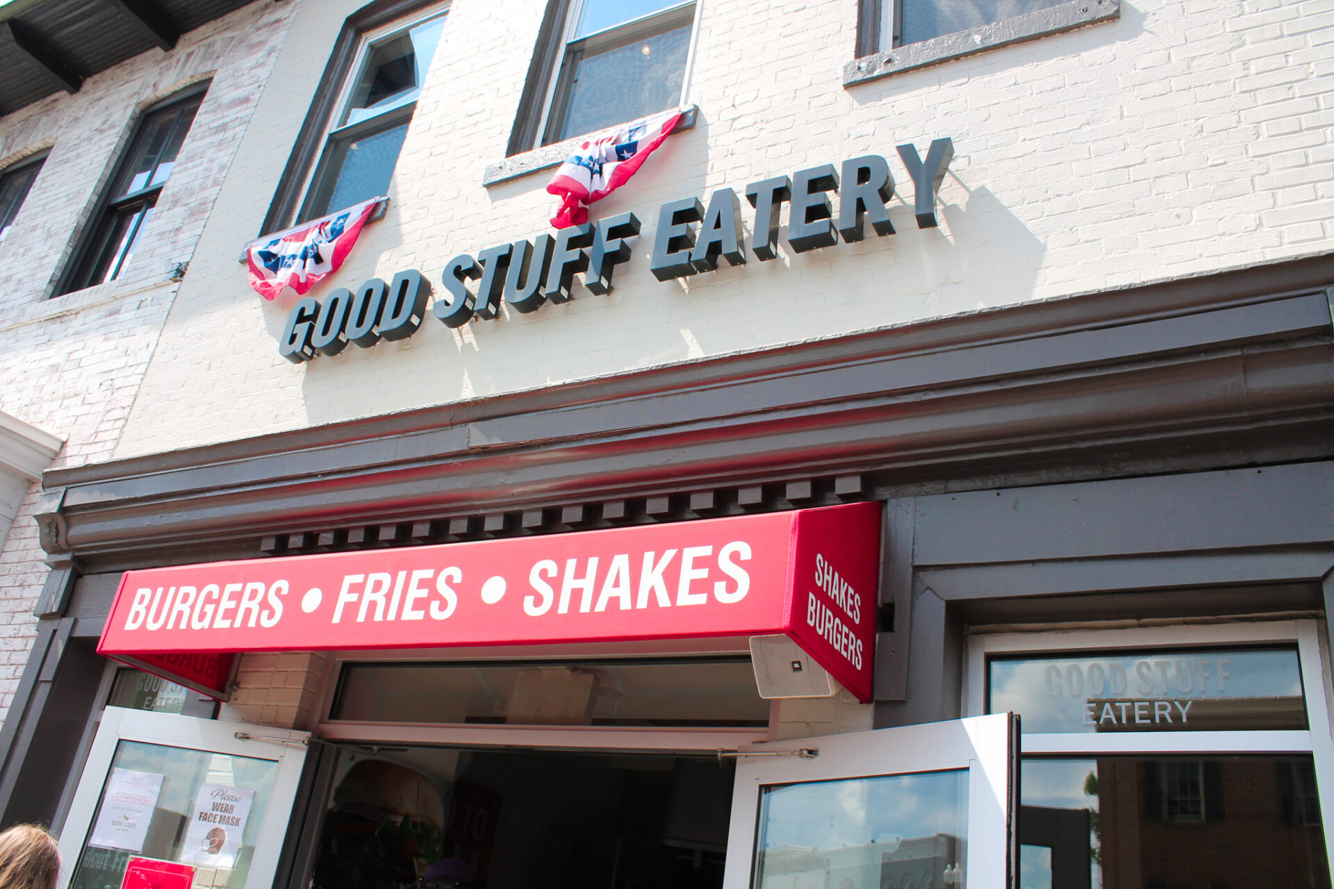 An exterior shot of Good Stuff Eatery in Georgetown, DC. My husband ordered the Obama burger with rosemary fries. Yummy!
