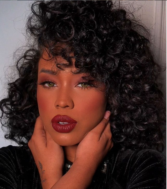 Gabb Cavassa, an Instagram model wears Red Lipstick