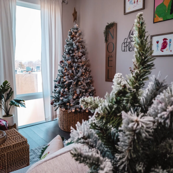 How to make your small apartment feel Christmasy