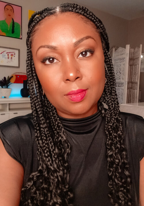 This Bahamian Gyal blogger, Rogan rejects being called cisgendered