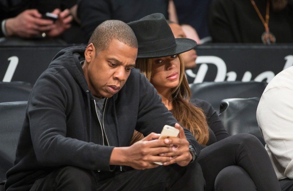 Jay-Z and Beyonce cell phone