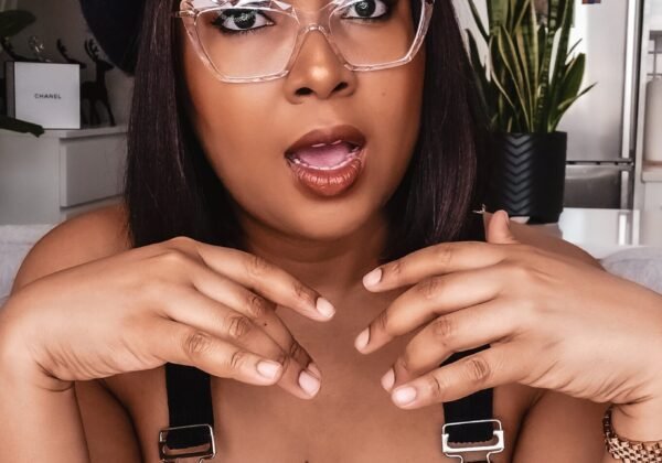 This Bahamian Gyal Blogger, Rogan explains how to make money on YouTube