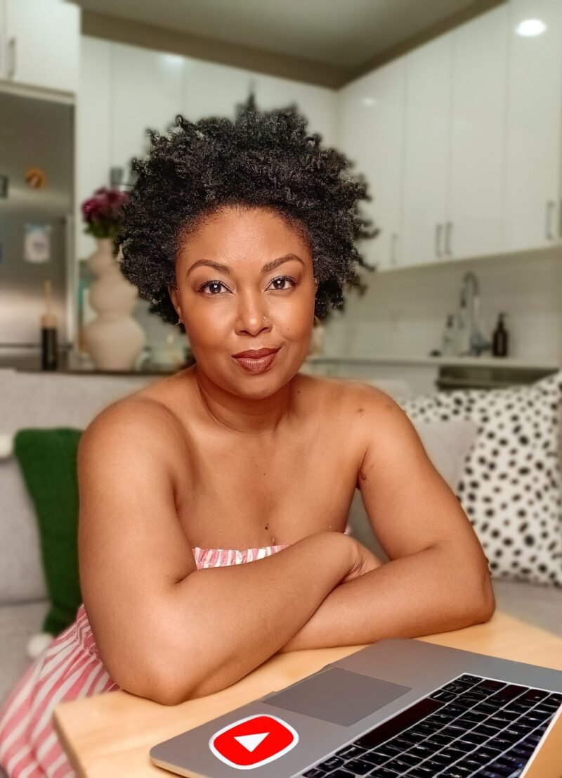 Rogan teaches her readers how to post on a regular YouTube upload schedule so that YouTube viewers know exactly when to tune in and spend more time watching their content.